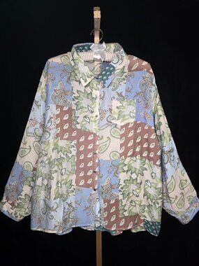 POL Loose Fit Woven Mixed Print Button Up Top in Cream Multi L